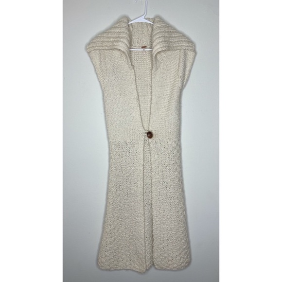 Free People Sweaters - Free People Cream Long Wool Sleeveless Sweater